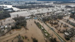 Read more about the article 🌊 Floods: Understanding Nature’s Fierce Reminder